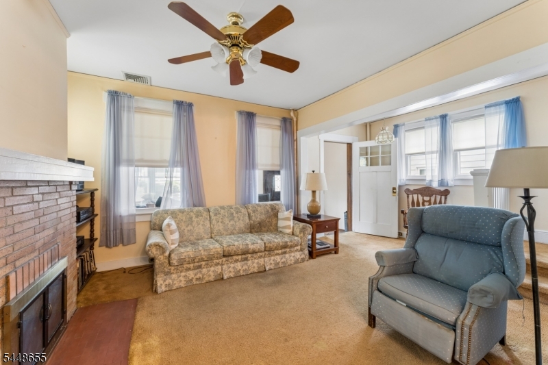 30 Bremond St Property Photo 6