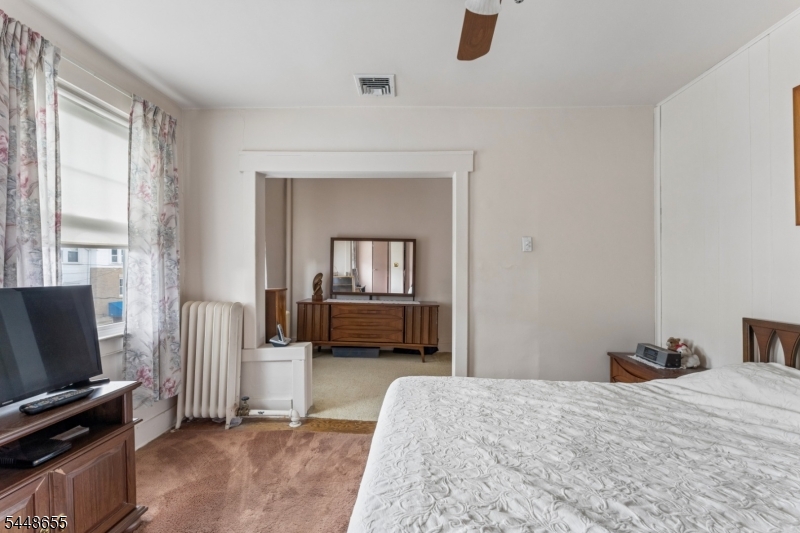 30 Bremond St Property Photo 18