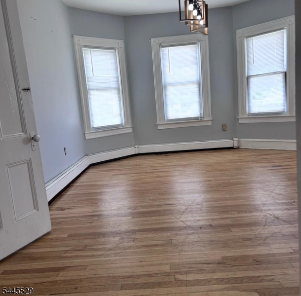 11 Baker St Property Photo 4