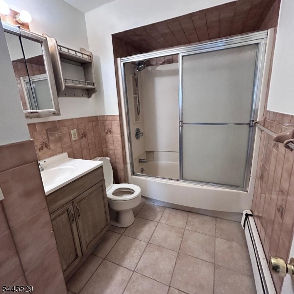 11 Baker St Property Photo 12