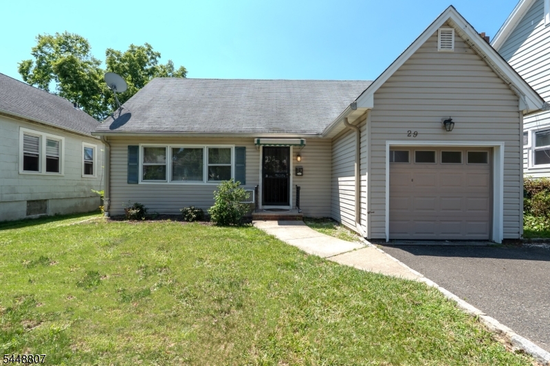 29 Ohio St Property Photo 1