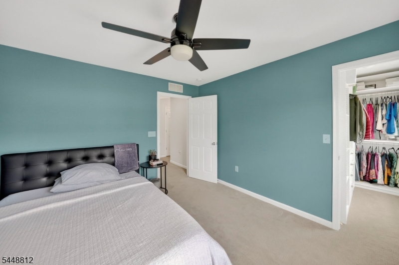 97 Autumn Ln Property Photo 31