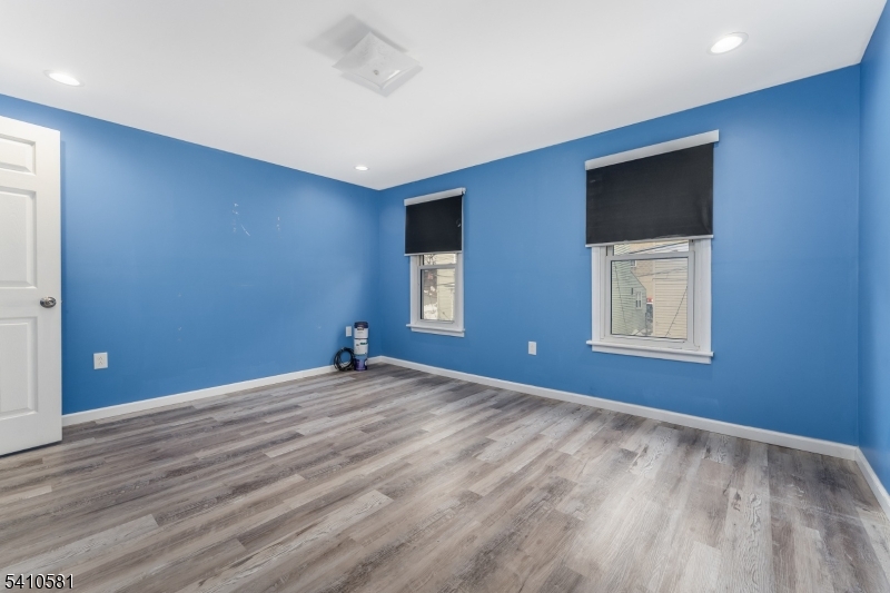 12 Brainard St Property Photo 12