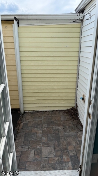12 Brainard St Property Photo 16
