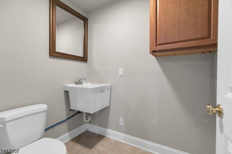 25 Gillette Rd Property Photo 23