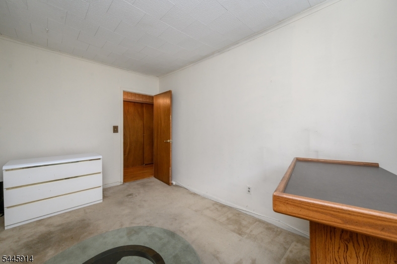 94 Van Buren St Property Photo 31