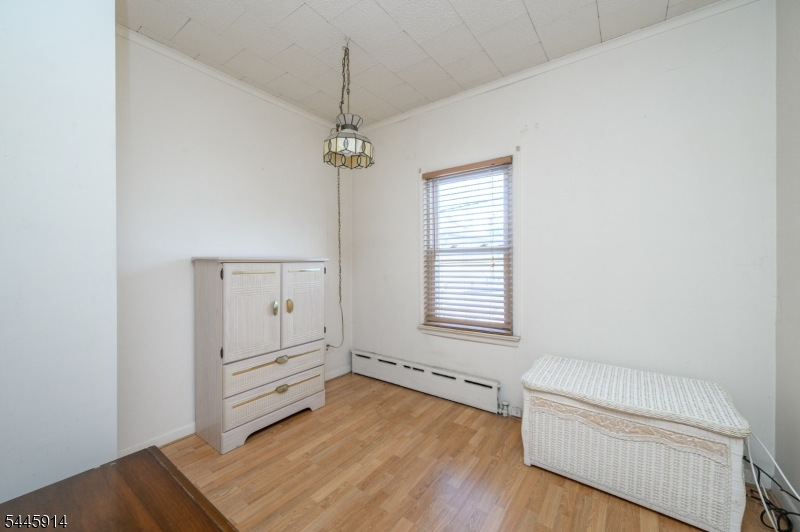 94 Van Buren St Property Photo 32