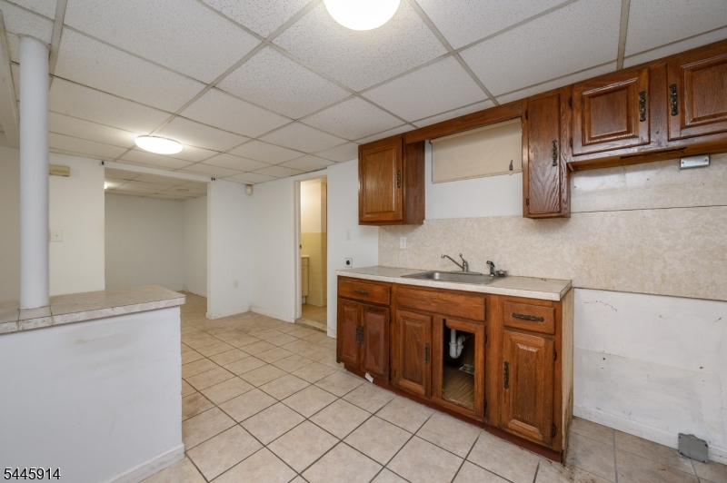 94 Van Buren St Property Photo 41
