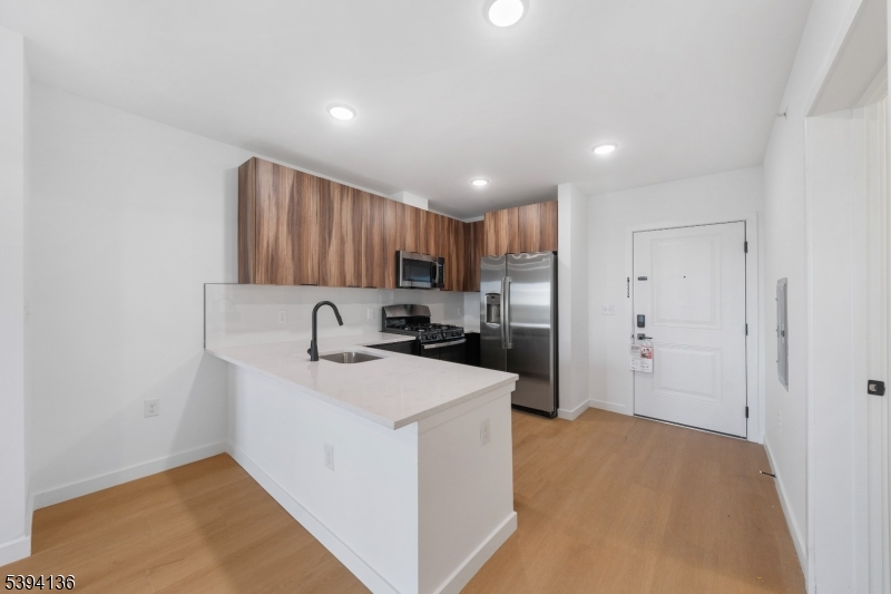 768 Bergen St 5D Property Photo 1