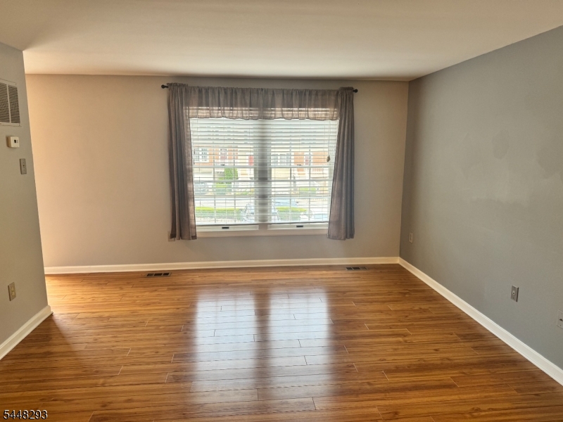 29 Cambridge Property Photo 4