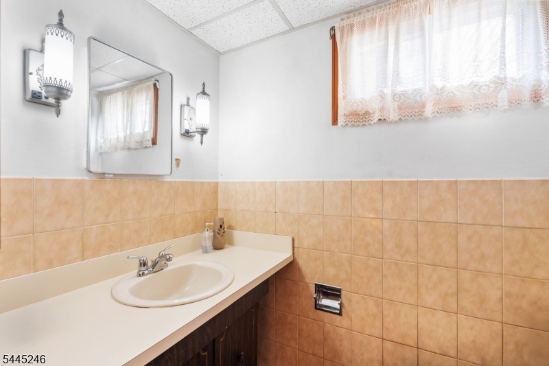 421 N Lincoln Ave Property Photo 9