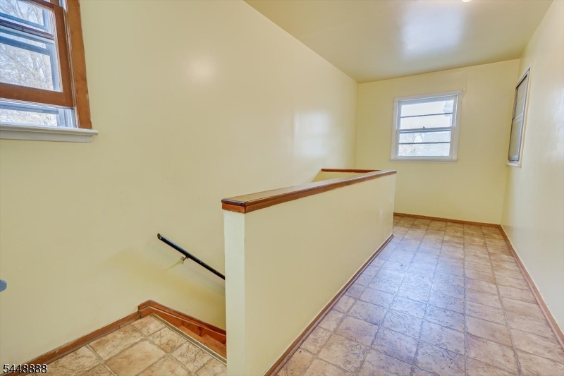 52 Johnson Ave 2 Property Photo 4