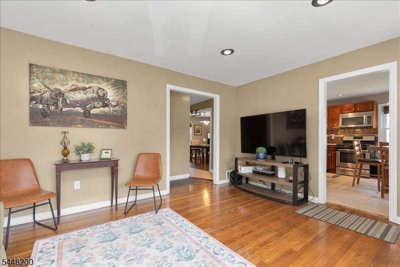 520 Huntington Ave Property Photo 5