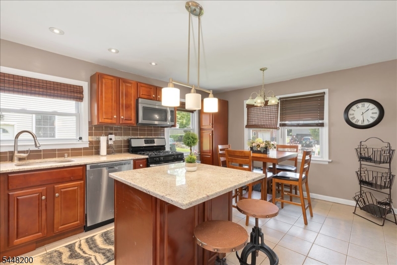 520 Huntington Ave Property Photo 10