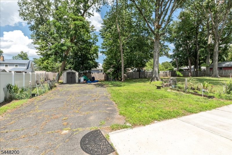 520 Huntington Ave Property Photo 26