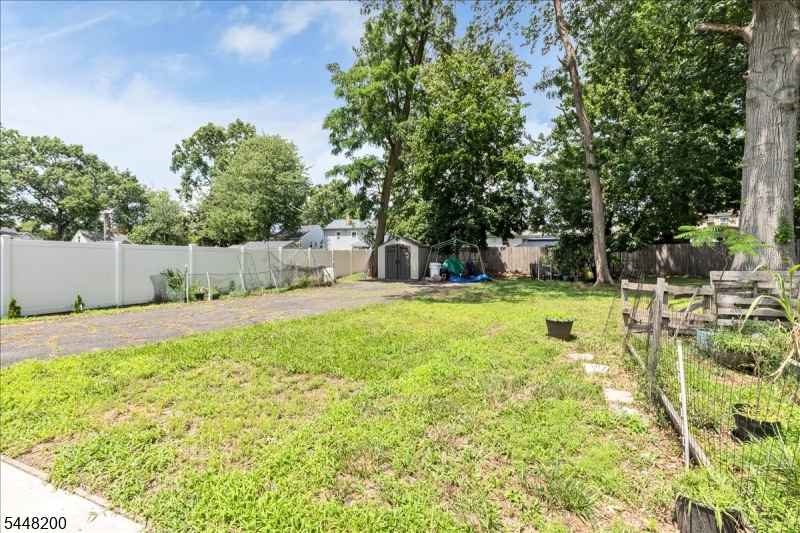 520 Huntington Ave Property Photo 28