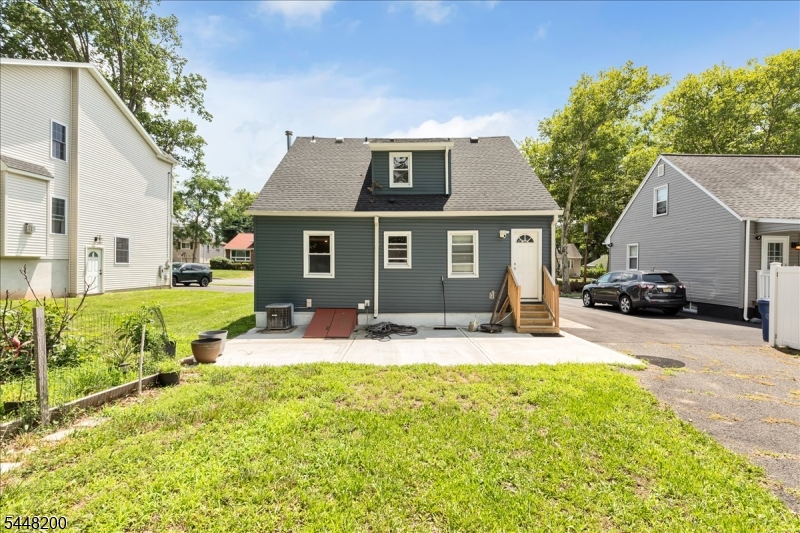 520 Huntington Ave Property Photo 29