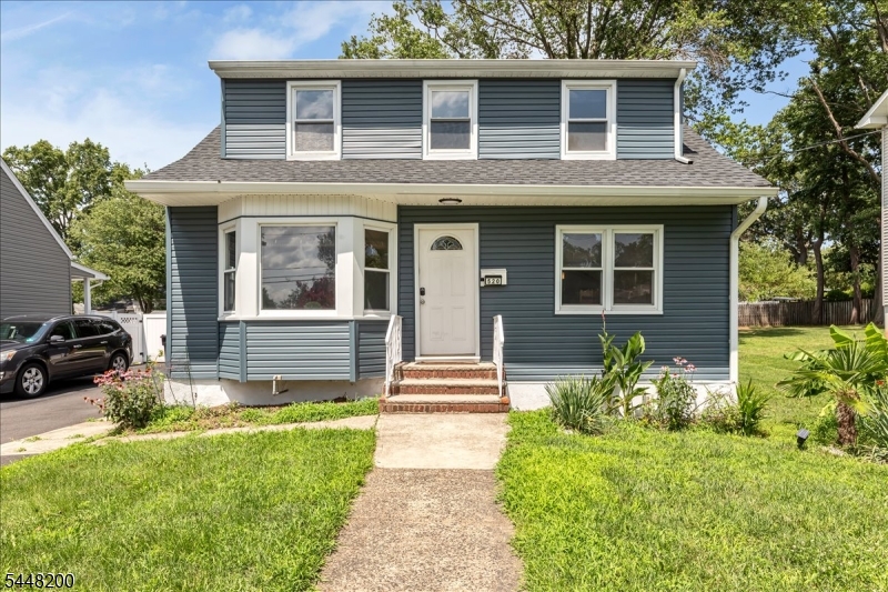 520 Huntington Ave Property Photo 35