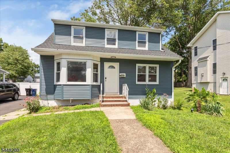 520 Huntington Ave Property Photo 37