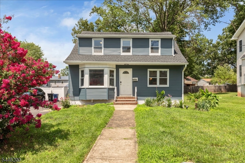 520 Huntington Ave Property Photo 39
