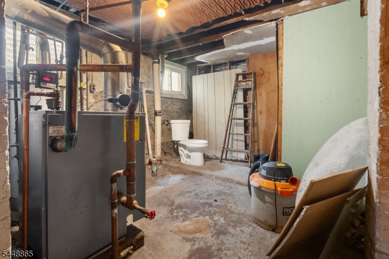 48 Shepard Ave Property Photo 31