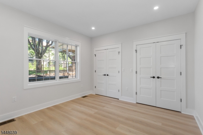 5 Milton Ave C Property Photo 23
