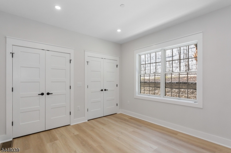 5 Milton Ave C Property Photo 25
