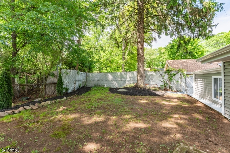 116 Bucknell Trl Property Photo 33