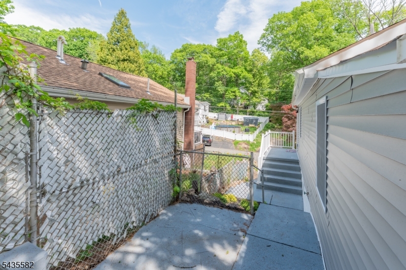 116 Bucknell Trl Property Photo 36