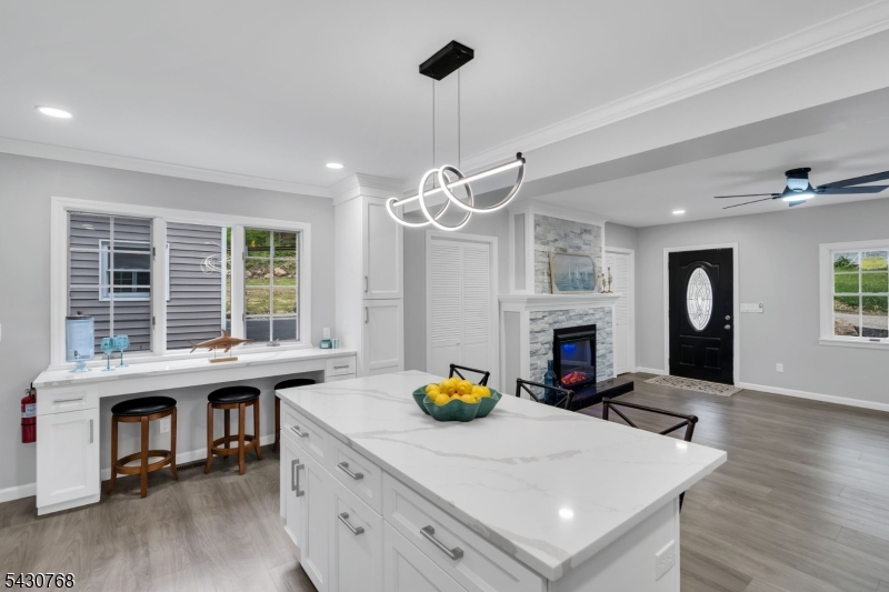 385 Maxim Dr Property Photo 15