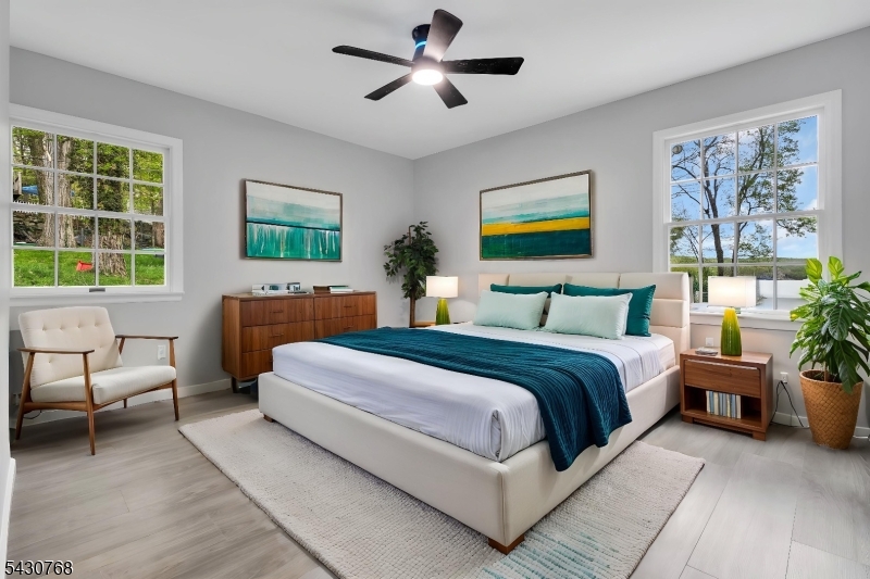 385 Maxim Dr Property Photo 16