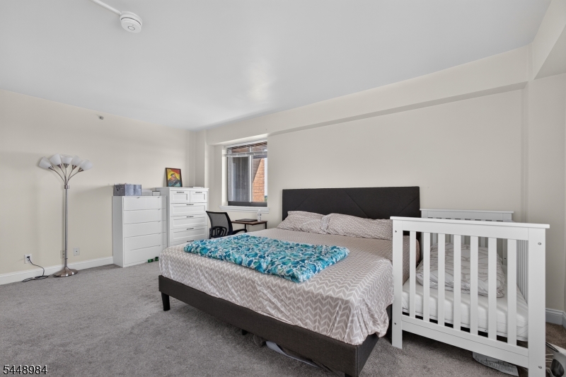 60 Parkway Dr 10c Property Photo 15