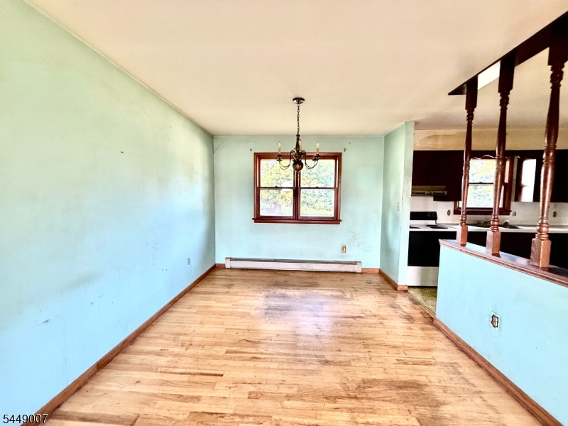 1085 Grand St Property Photo 14