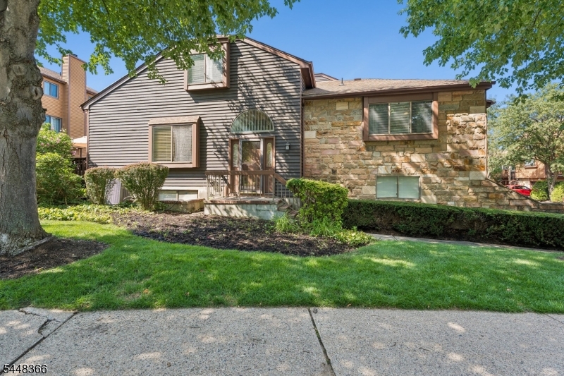 61 Hickory Hill Ct Property Photo 1