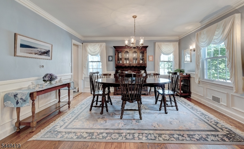 5 Birdseye Gln Property Photo 6