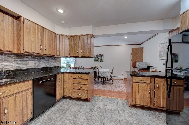 5 Birdseye Gln Property Photo 10