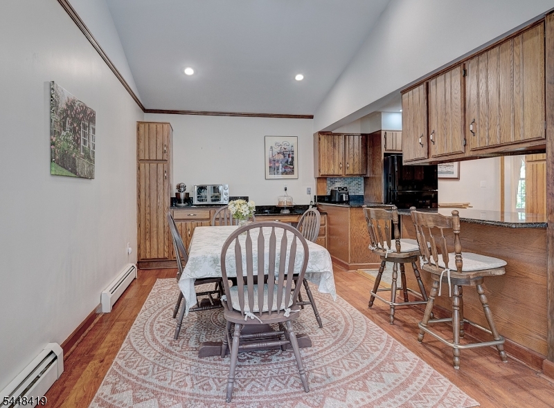 5 Birdseye Gln Property Photo 15