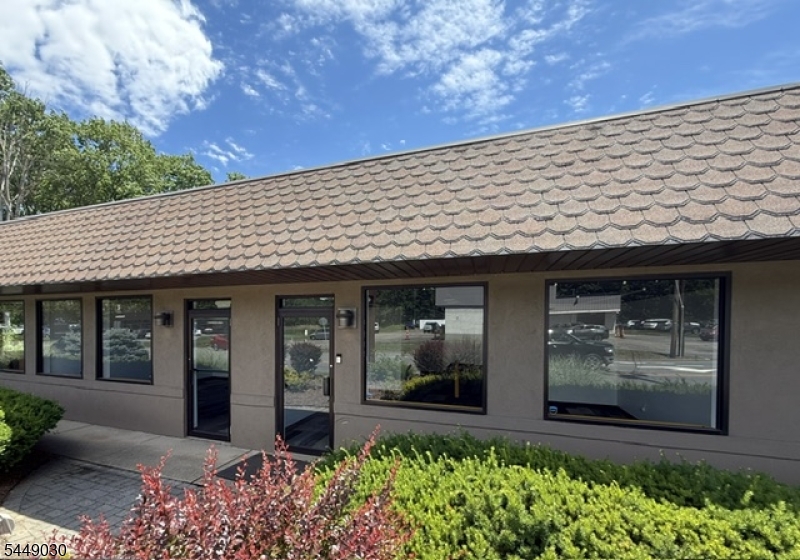 47 Us Highway 46 Property Photo 2