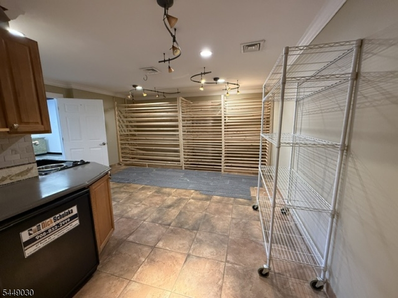 47 Us Highway 46 Property Photo 11