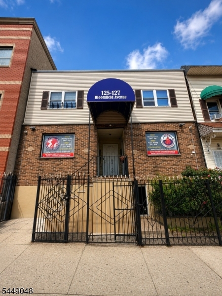 125 Bloomfield Ave Property Photo 1