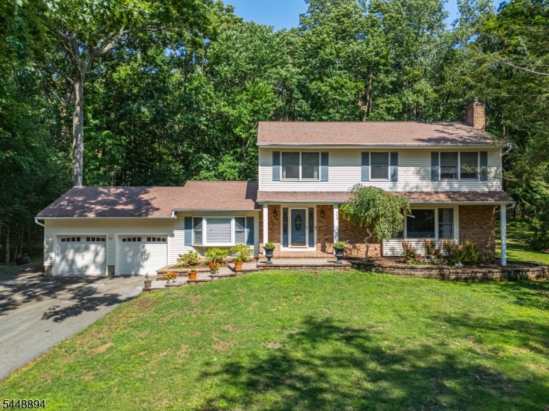 6 Patty Ln Property Photo 1
