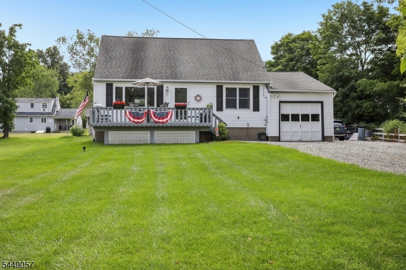 8 Windsor Rd Property Photo 1