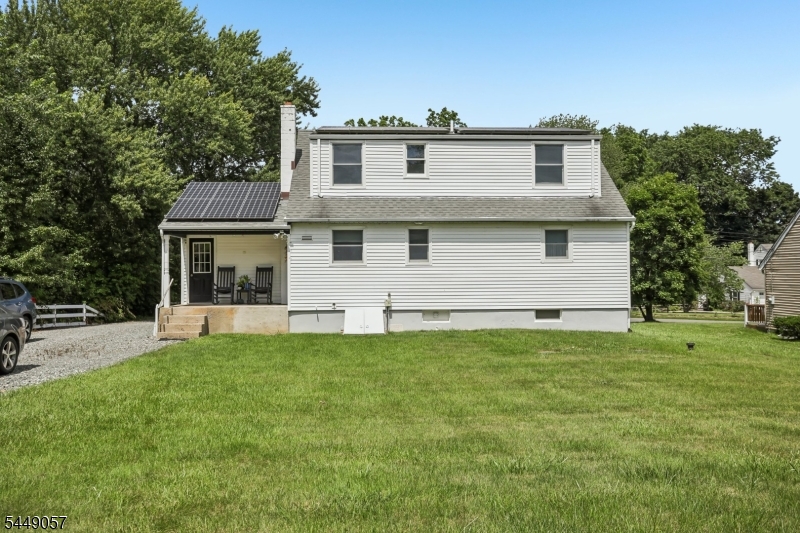 8 Windsor Rd Property Photo 30