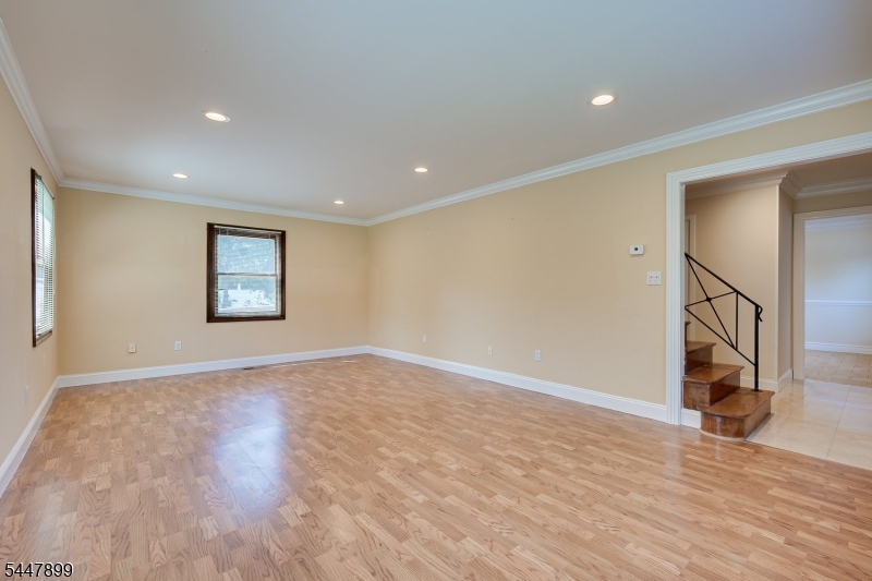 20 Tamarack Rd Property Photo 7