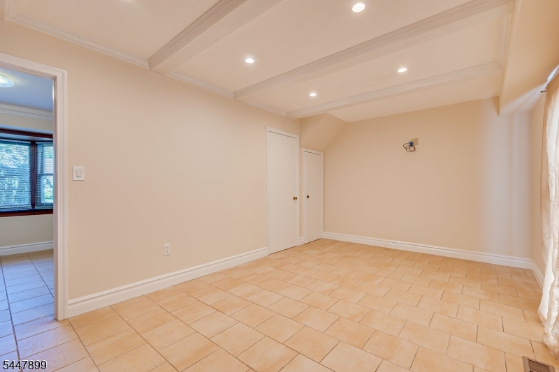 20 Tamarack Rd Property Photo 11