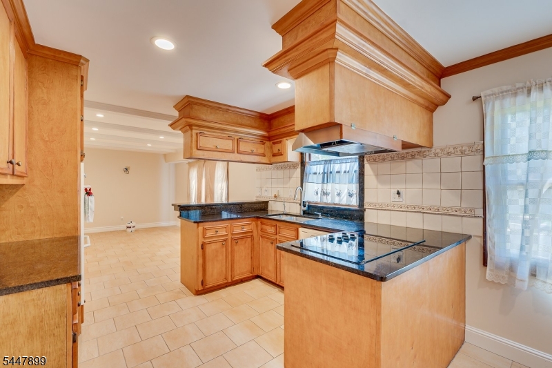 20 Tamarack Rd Property Photo 15