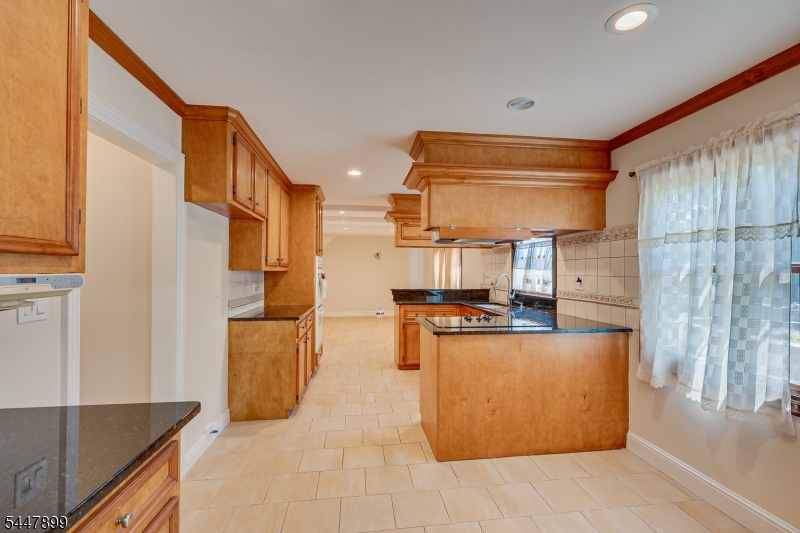20 Tamarack Rd Property Photo 16
