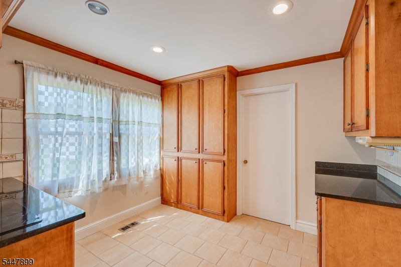 20 Tamarack Rd Property Photo 18