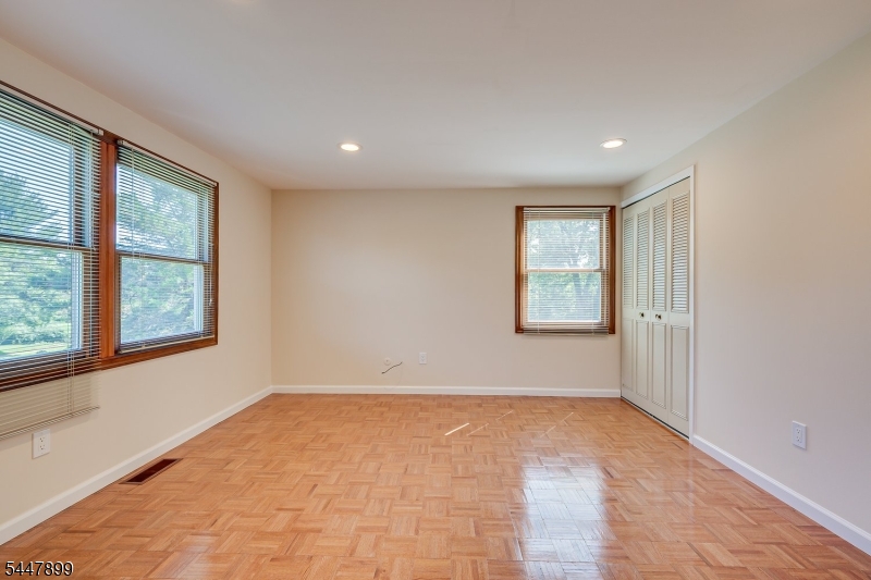 20 Tamarack Rd Property Photo 27