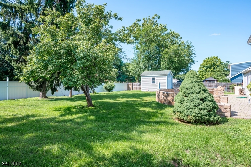 20 Tamarack Rd Property Photo 40